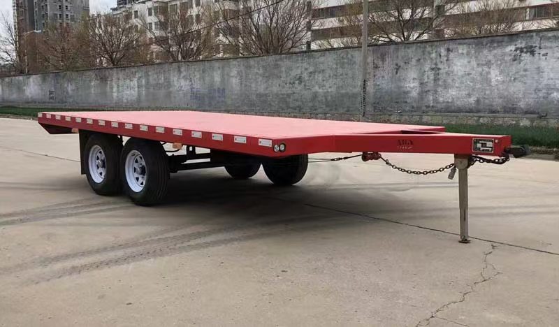 Centre axle trailer