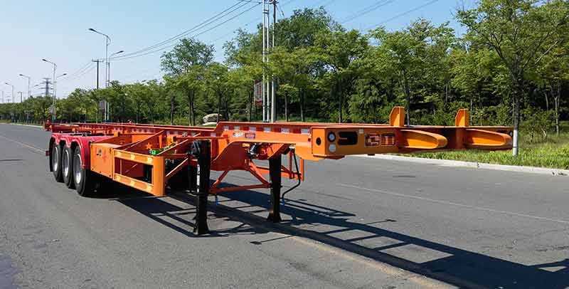 Skeleton transport semi-trailer